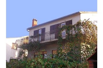 Pension de famille Arbanija 1